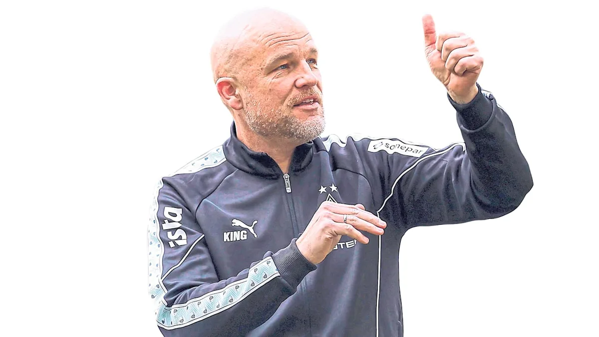 Für die Wende gegen Mainz - Schröder-Appell an 50.000 Gladbacher
