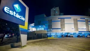 Goldman Sachs reduz estimativas para educação e vê mérito em fusão entre Yduqs e Afya