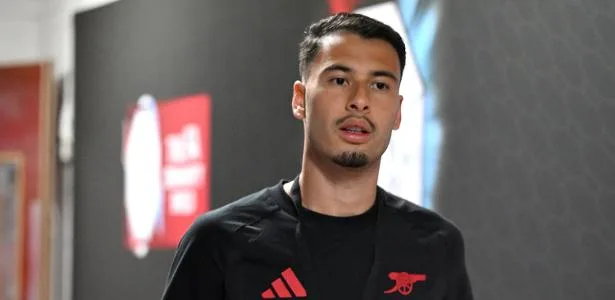 Martinelli fica fora de jogo contra o City pela Supercopa da Inglaterra