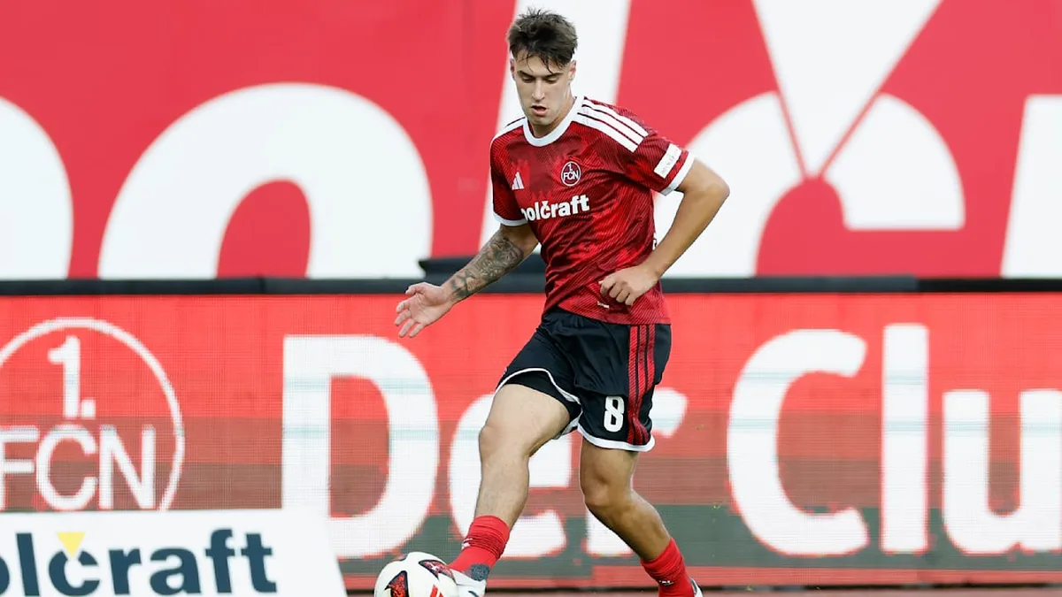 Nürnbergs Mittelfeld-Juwel - Klose vergleicht Fernández mit Kroos