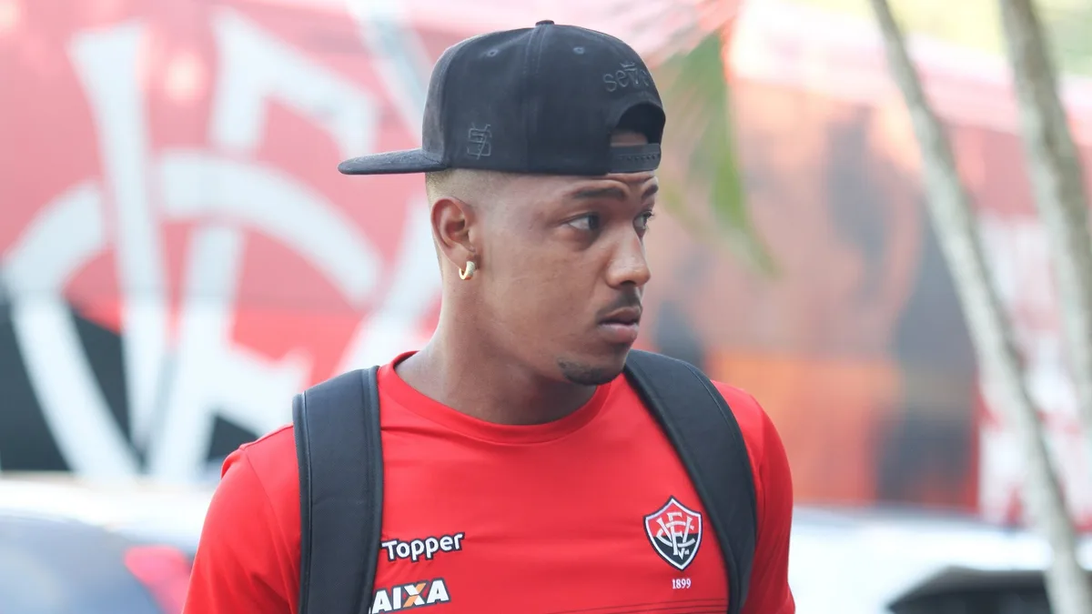 Agente de ex-Vitória nega envolvimento do jogador com crime organizado