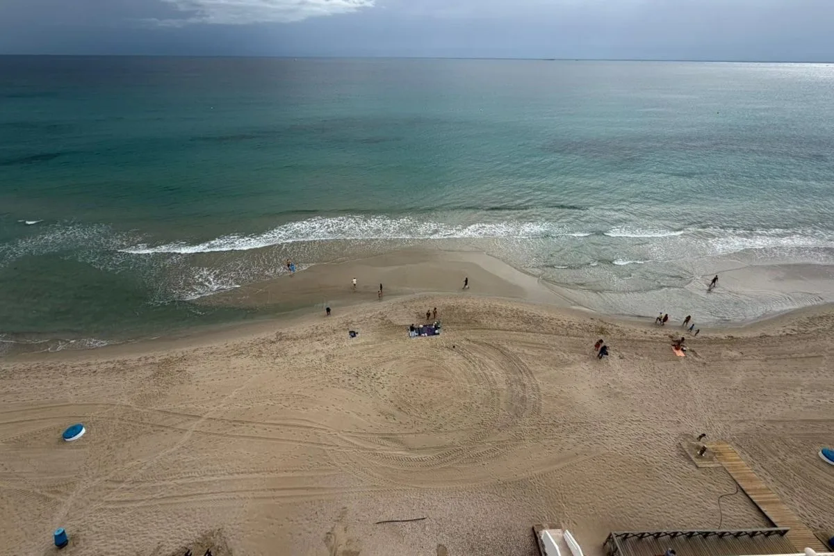 El extraño fenómeno que ha provocado la retirada del mar en Cartagena
