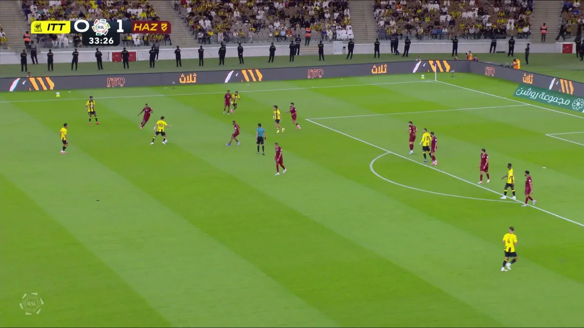 Bergwijn lidera a virada do Al Ittihad com este golaço; confira o lance