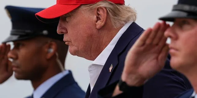 Donald Trump maltraite la Corée du Sud et envisage de nouveau un dialogue avec Kim Jong-un