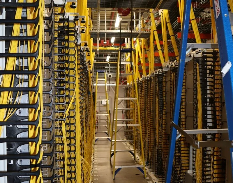 AWS mumbles about its cost-busting networking tech when it should be shouting