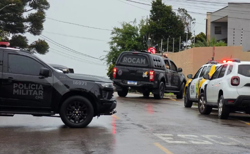 Homem armado invade CMEI no São Braz em Curitiba e situação com crianças mobiliza polícias