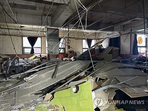"천장이 파도처럼 우르르…죽는 줄" 대구 붕괴사고 아찔했던 순간(종합)