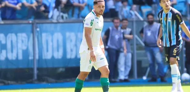 Palmeiras bate marca ofensiva do pós-Copa, mas falta de eficácia vira drama