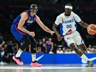 Basket. « En NBA, il y a eu des ouvertures… » : le meneur des Bleus Sylvain Francisco évoque son départ au Panathinaïkos