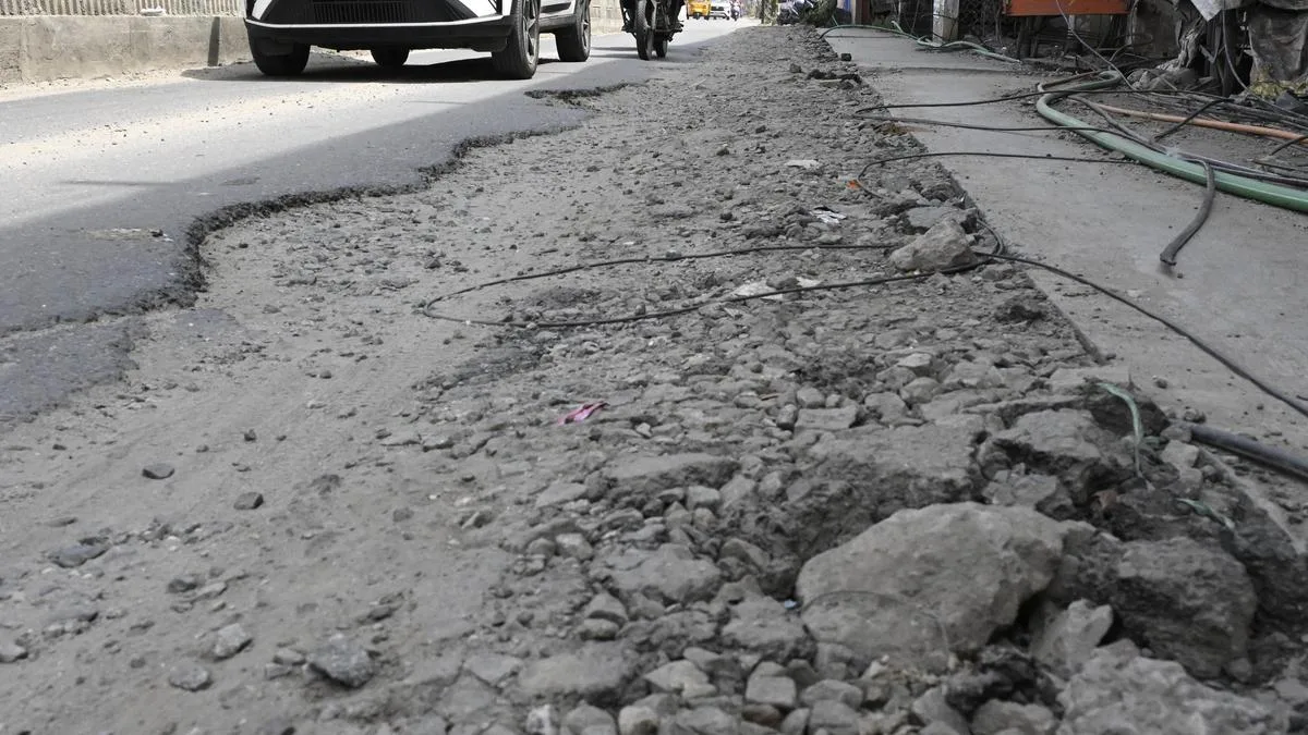 Roads dug up for drinking water project inconvenience road users in Coimbatore