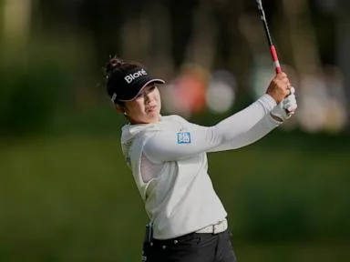 Sei Young Kim shoots 64 at TPC Boston for 1st-round lead in the FM Championship