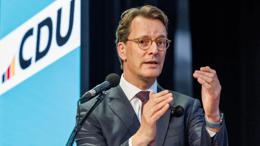 Kanzler in der Krise: CDU-Ministerpräsidenten stärken Merz den Rücken