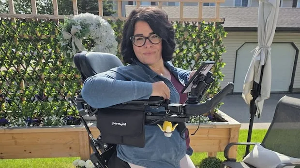 Saskatoon woman frustrated after feds give WestJet until June 2027 to remove wheelchair weight limit