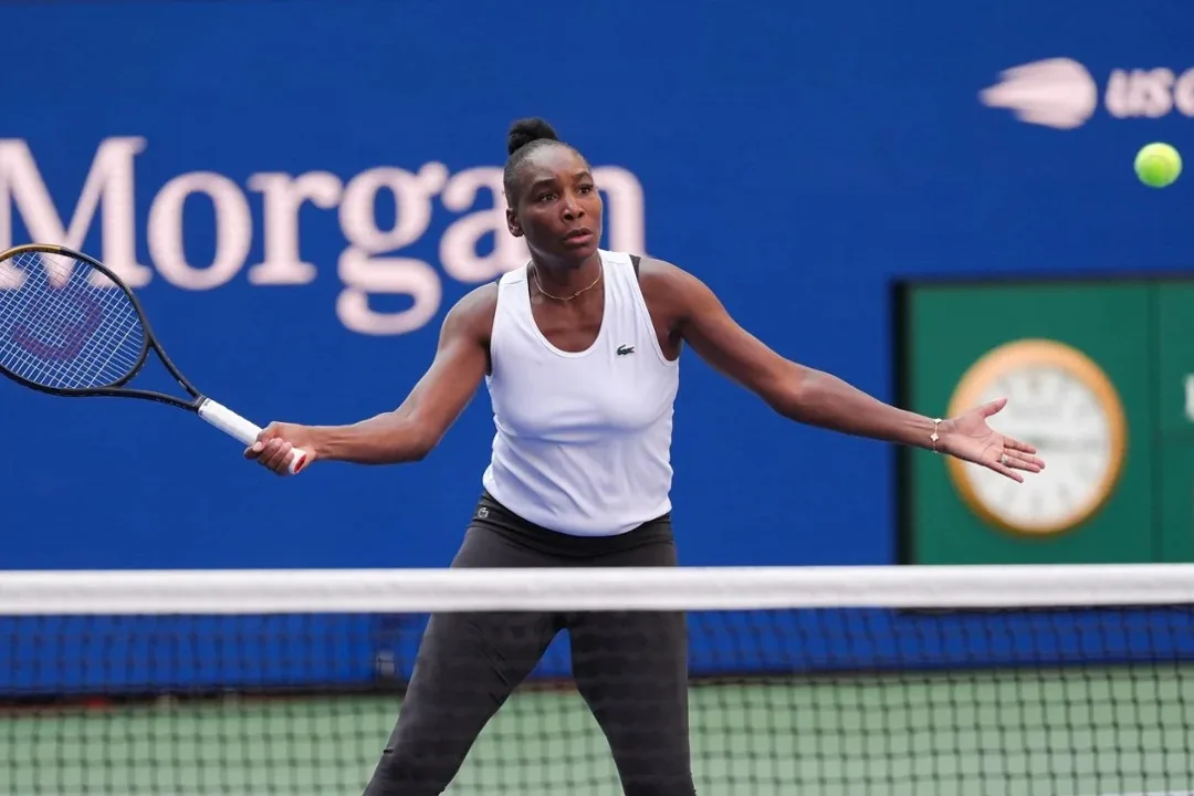 Bicampeã, Venus estreia contra Kenin e pode pegar Pegula