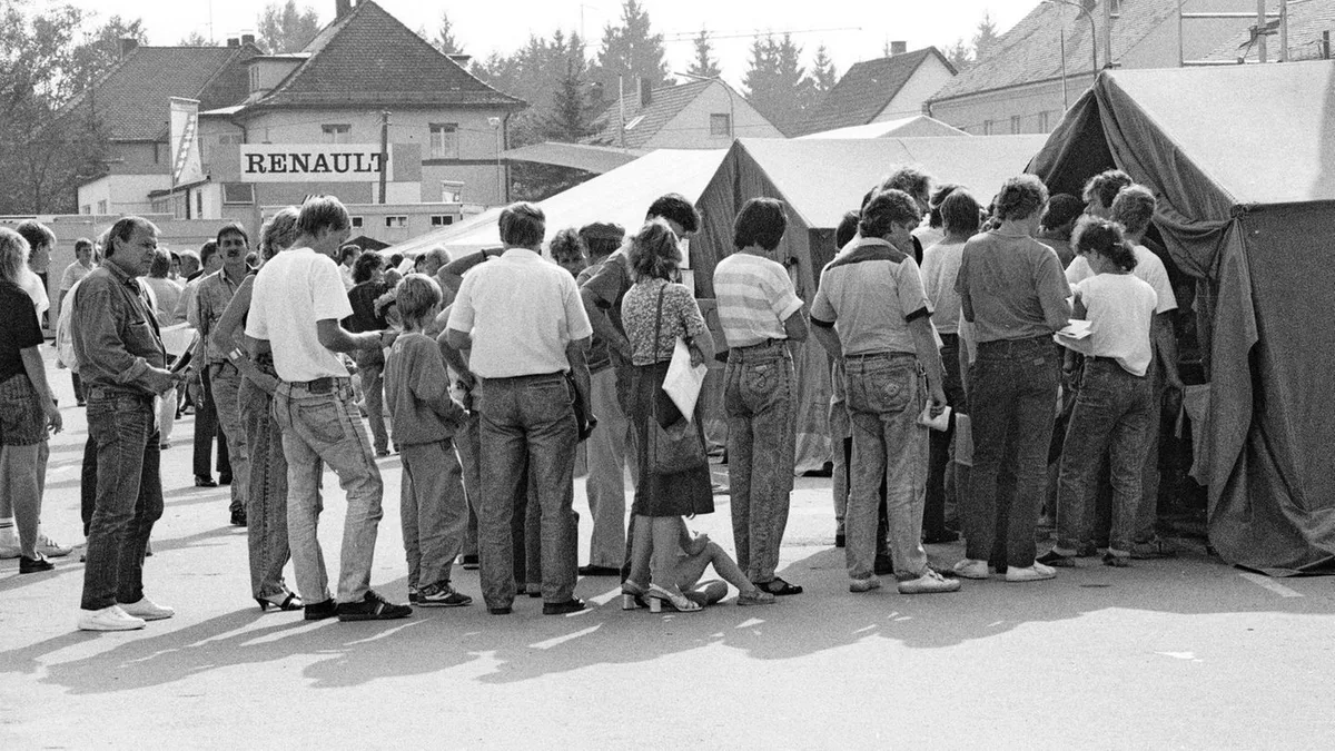 Kolumne: Ganz naher Osten: Kein Westgeld für Jammerossis!
