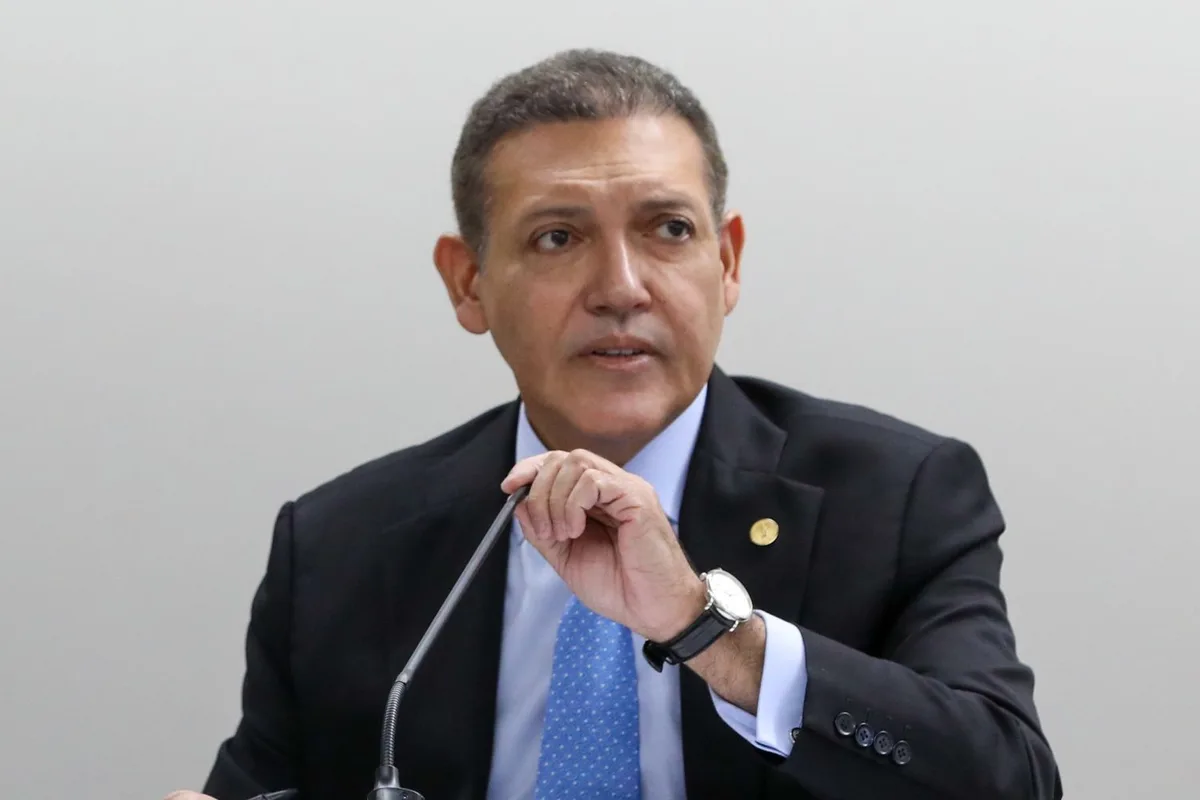 STF forma maioria para INSS fixar teto de juros no crédito consignado para beneficiários