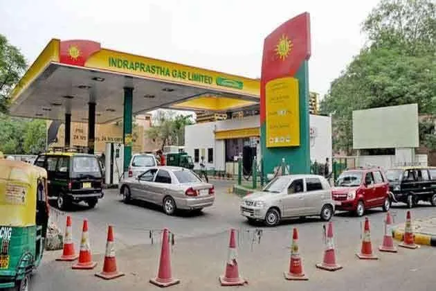 IGL looking to acquire stakes in city gas distribution firms: Chairman