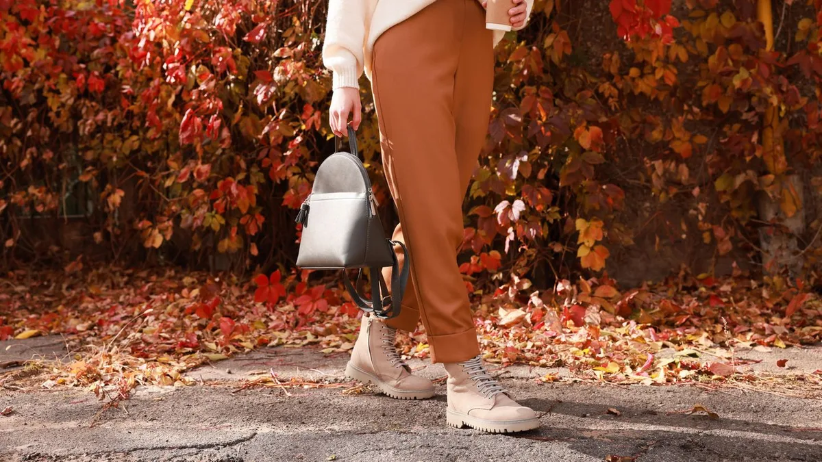 Boots, Stiefel & Co. : Schuhtrends im Herbst 2026: Schritt für Schritt in die gemütliche Jahreszeit