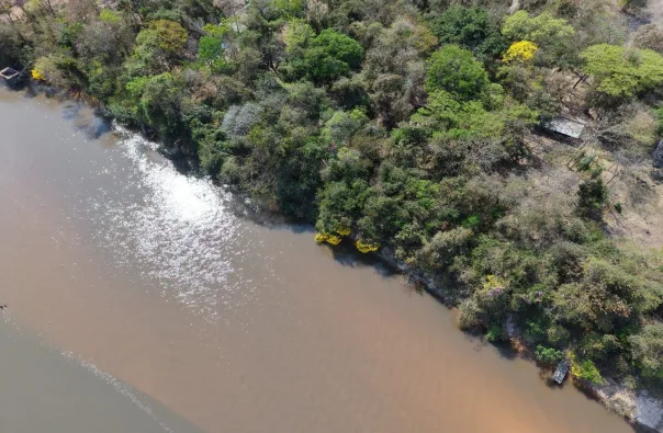 Na mira do MP, obras em pesqueiros e ranchos agravam degradação do Rio Taquari