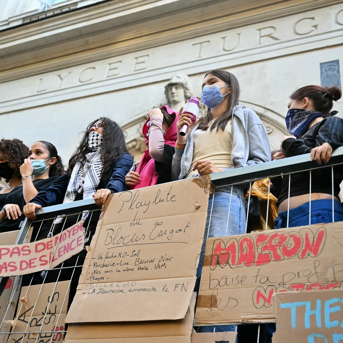 Blockaden und Demonstrationen - Schulproteste in Frankreich: Gewerkschaften rufen zu weiterem Aktionstag auf