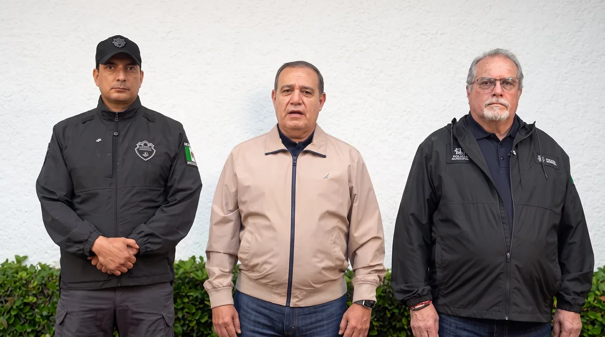 Gobierno de Jalisco informa que marcha por agua en Guadalajara dejó 39 detenidos y dos policías graves