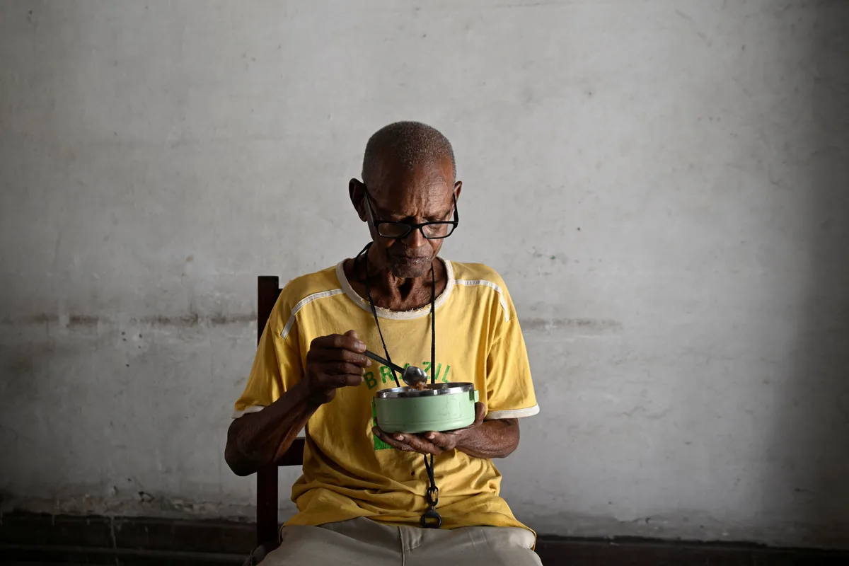 Ocho de cada diez cubanos se salta comidas diarias por la crisis