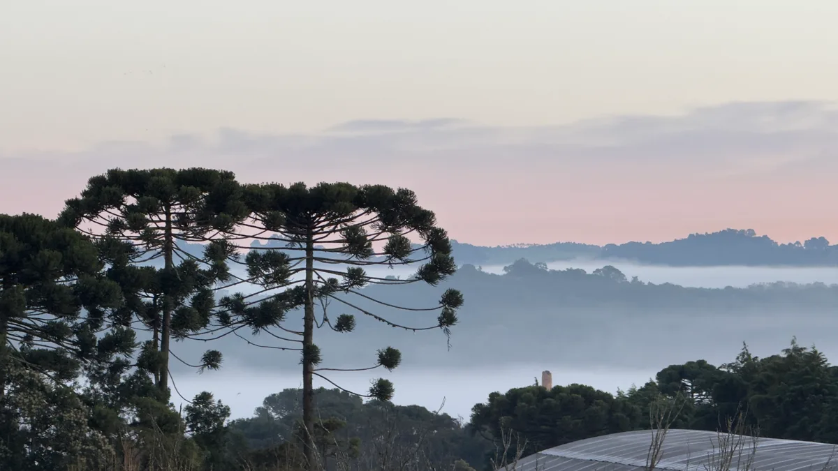 Temporais se afastam do Paraná e frio começa a tomar conta do estado; veja a previsão do tempo para a semana