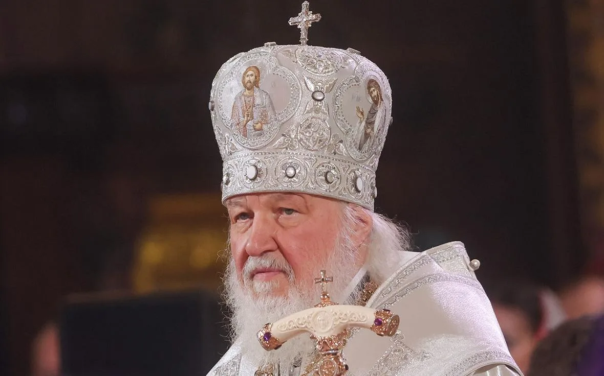 Патриарх Кирилл провел молебен у мощей Дмитрия Донского в Кремле