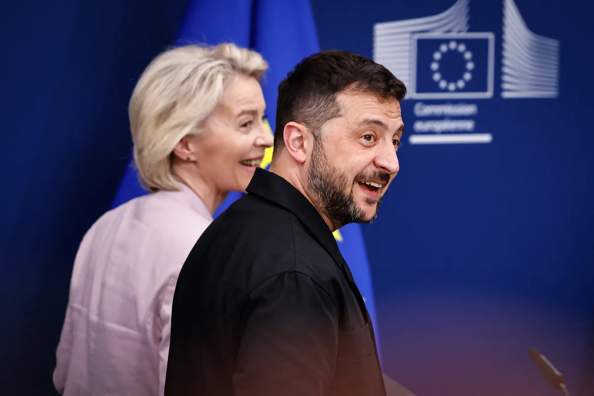 Ucrânia aprova lei-chave para negociar adesão à União Europeia