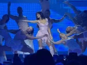 Aitana inicia en Bogotá su gira latinoamericana