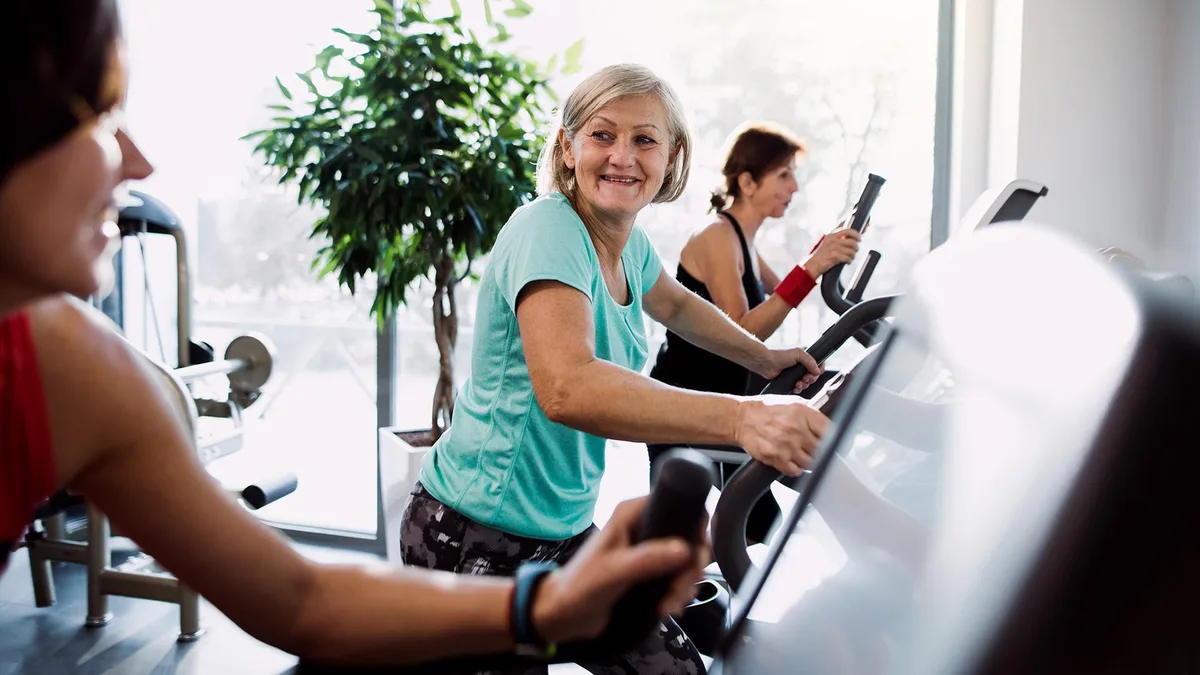 Dual-Task-Training: Gehirn und Körper zusammen fit machen