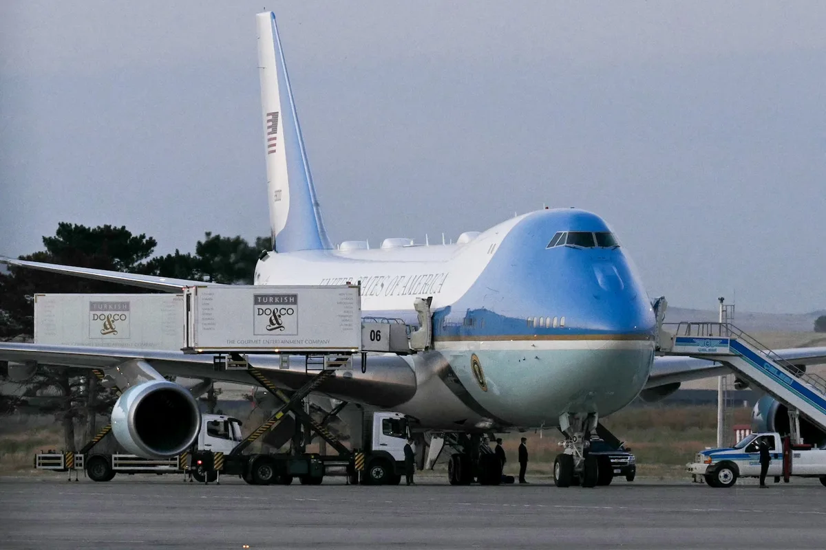 Trump secretly switched planes. The journalists left aboard say they deserved a warning.
