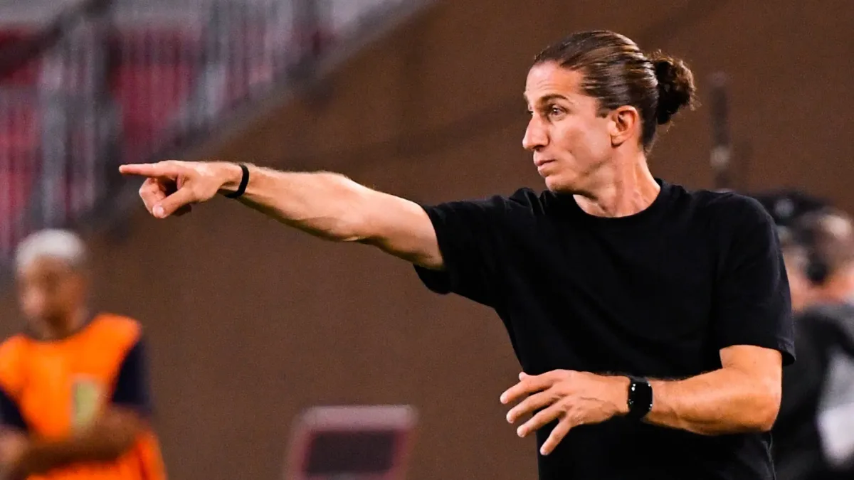 Nem gols anulados e dor de cabeça impedem Monaco de Filipe Luís de vencer novamente