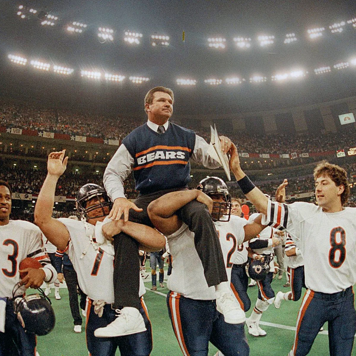 Mike Ditka, Fiery Coach of the Chicago Bears, Has Died