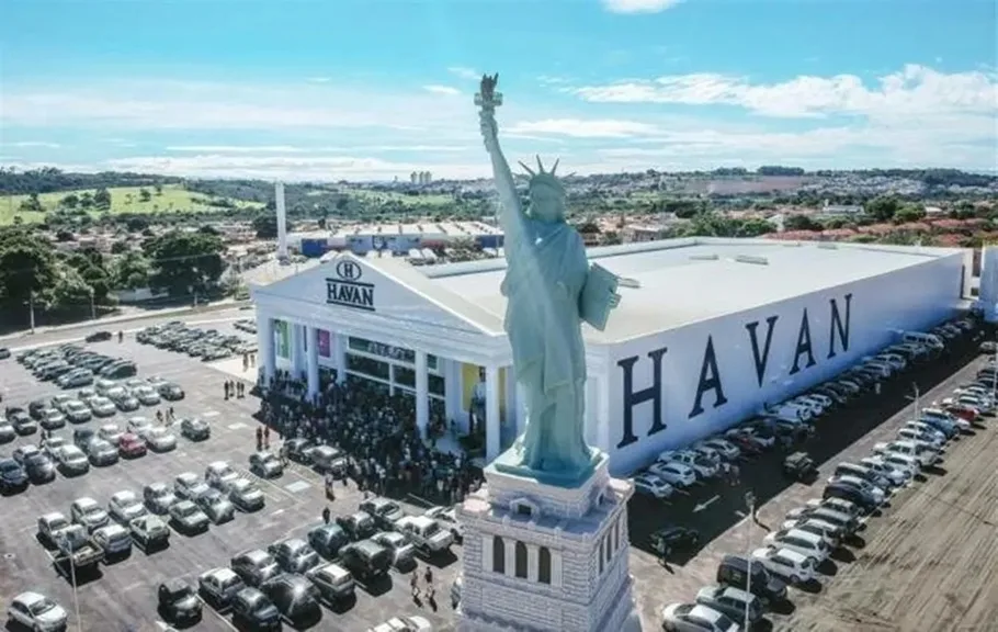Filho de Luciano Hang nega carreira na Havan e abre centro de saúde de 2.500 m²