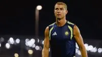 Goleiro Bento é expulso bizarramente e Cristiano Ronaldo fica furioso; veja
