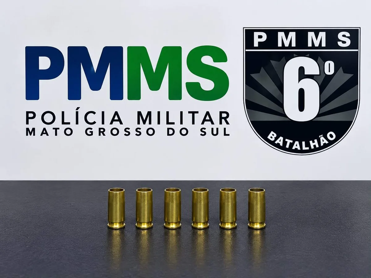 Rapaz morre após ser atraído ao portão por dupla armada