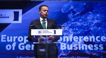 Impactos da guerra. Montenegro critica "caminho estúpido" do ponto de vista social e económico