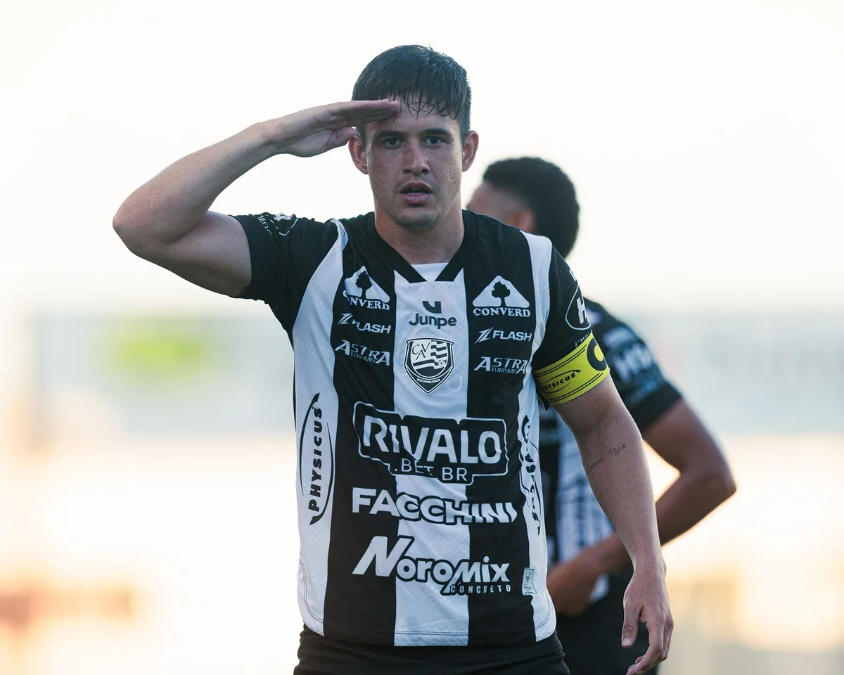 Londrina acerta contratação do volante Victor Feitosa, do Volta Redonda