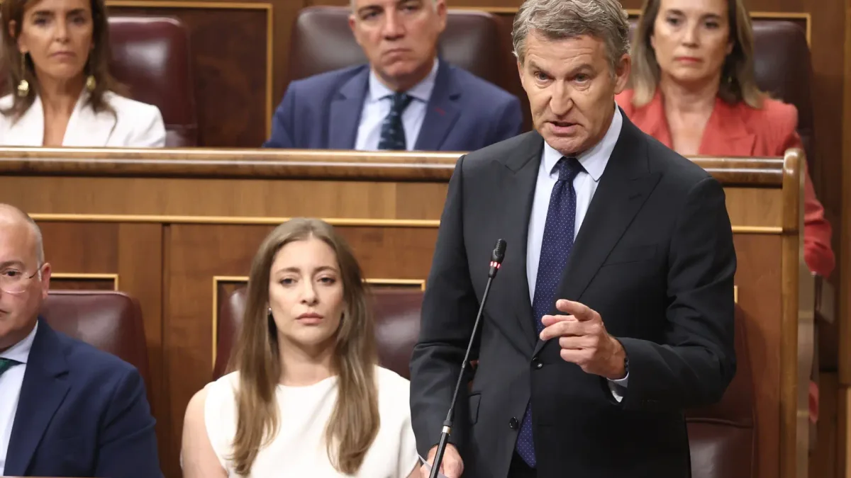Feijóo eleva la presión para que Sánchez desvele sus contactos con Rabat sobre la "invasión" y el retorno de migrantes de Ceuta