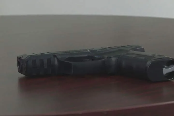 4 teens charged in airsoft pistol confrontation at Lethbridge mall