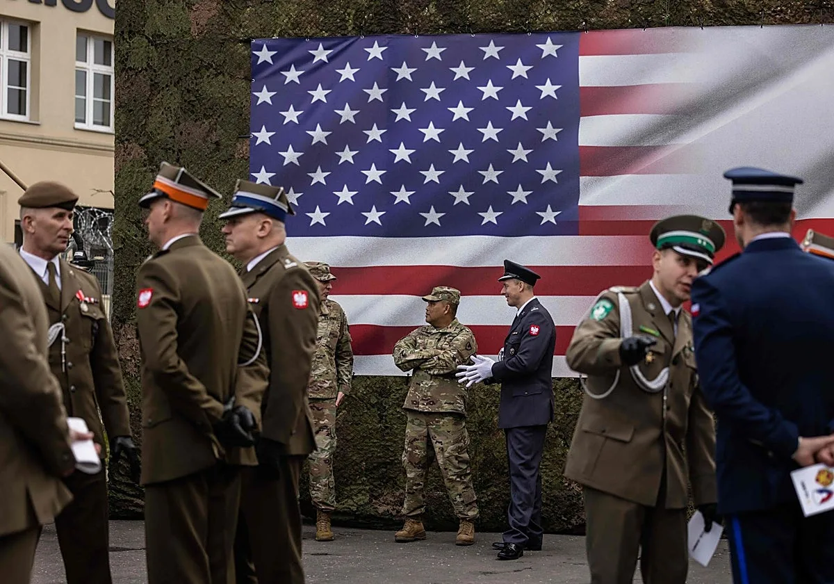 Polonia ultima sus conversaciones con Trump para ampliar las tropas estadounidenses en su territorio