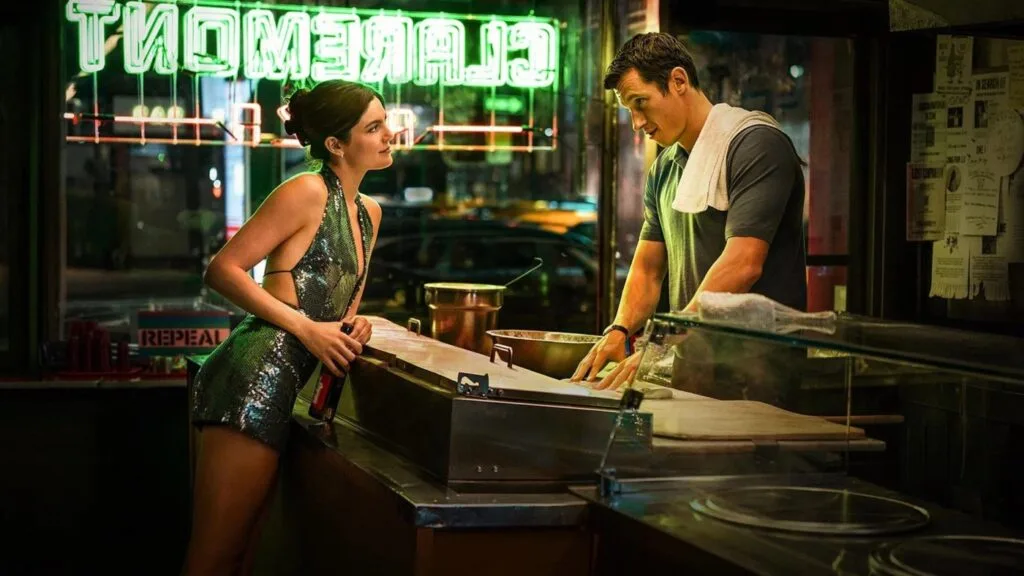Crítica | Callum Turner e Monica Barbaro encantam na rom-com DISTÓPICA ‘Só por Uma Noite’