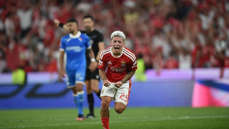 Prestianni não deixa que os outros parem de acreditar (as notas do Benfica)