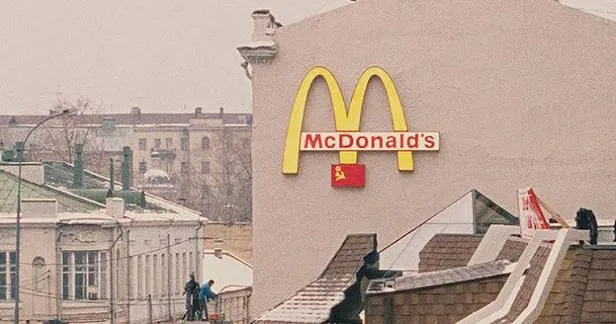 Crítica | ‘Os Arcos Dourados de Olinda’ – Espetacular curta-metragem pernambucano [FestCine Itaúna 2026]