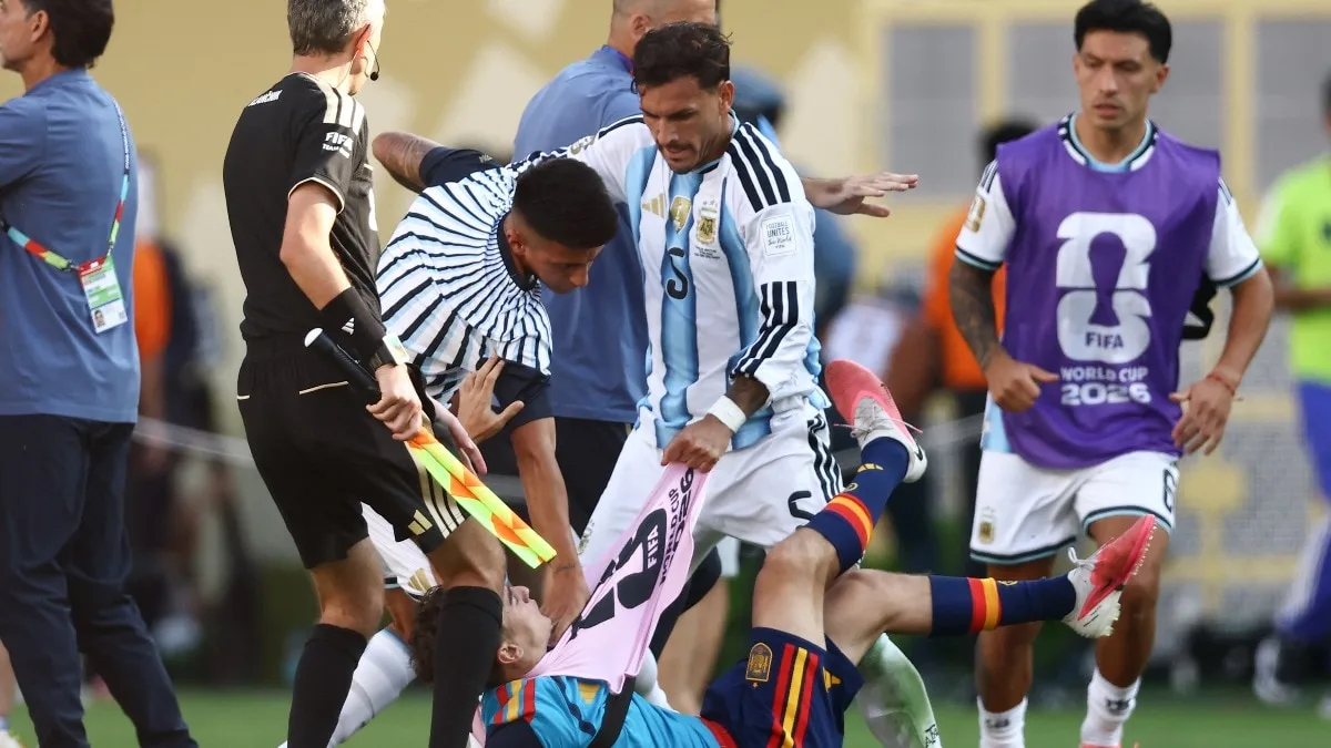 FIFA fines Argentina Rs 3.64 crore, bans players after World Cup final chaos