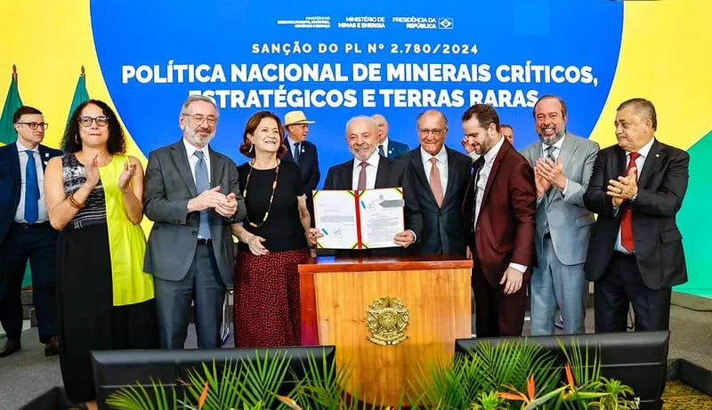 Lula sanciona Política Nacional de Minerais Críticos e reforça: “Soberania é inegociável”