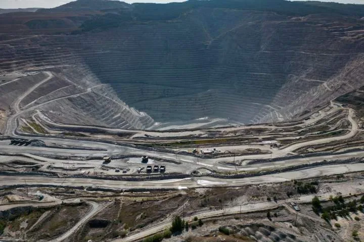Provinces call on Ottawa to expand mining credit