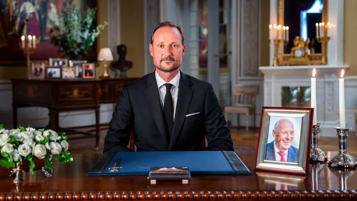 Nach dem Tod von Harald V.: Erste Rede als König: Haakon dankt seinem „Papa“