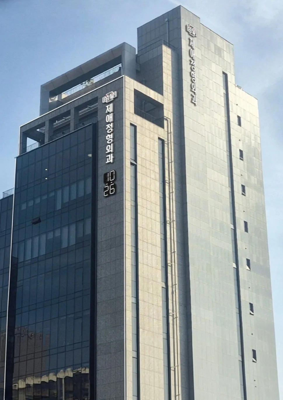 회전근개 파열은 다 수술? MRI만 보고 결정 말아야
